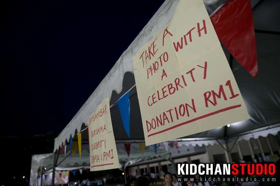 relay4life08 Take a photo with a Celebrity- Donation RM1