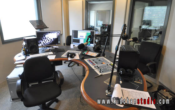 BFM2 BFM2 BFM 89.9 :The Business Station In Conversation with Kid Chan